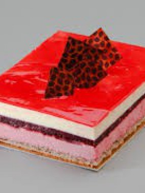 Entremets fruit rouge